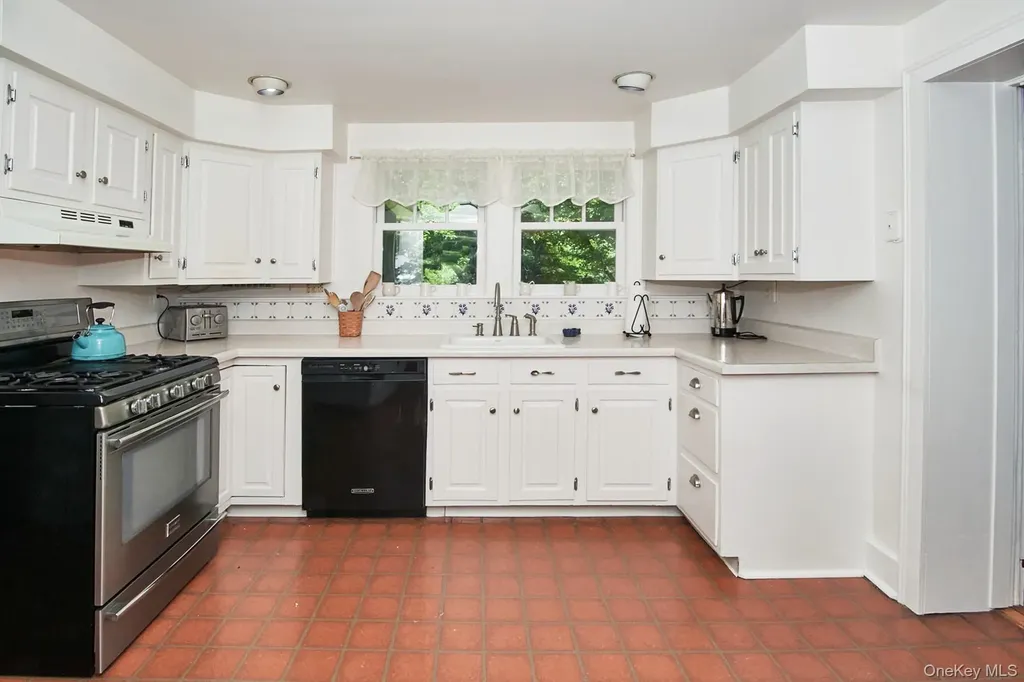 9 Iron Forge Road Warwick NY 10990
