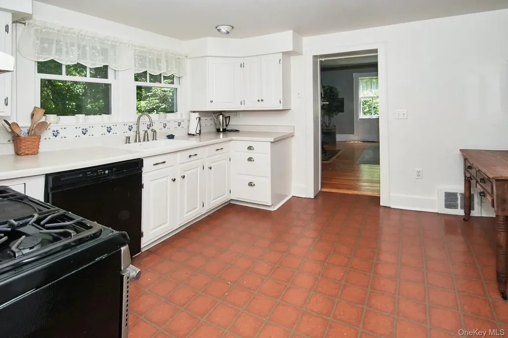 9 Iron Forge Road Warwick NY 10990
