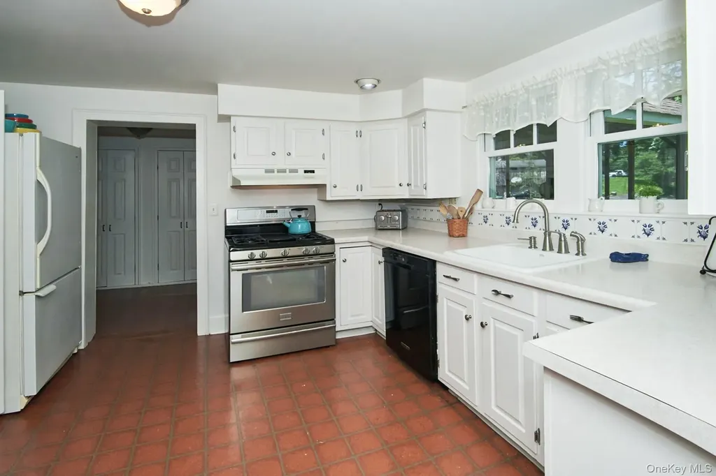 9 Iron Forge Road Warwick NY 10990