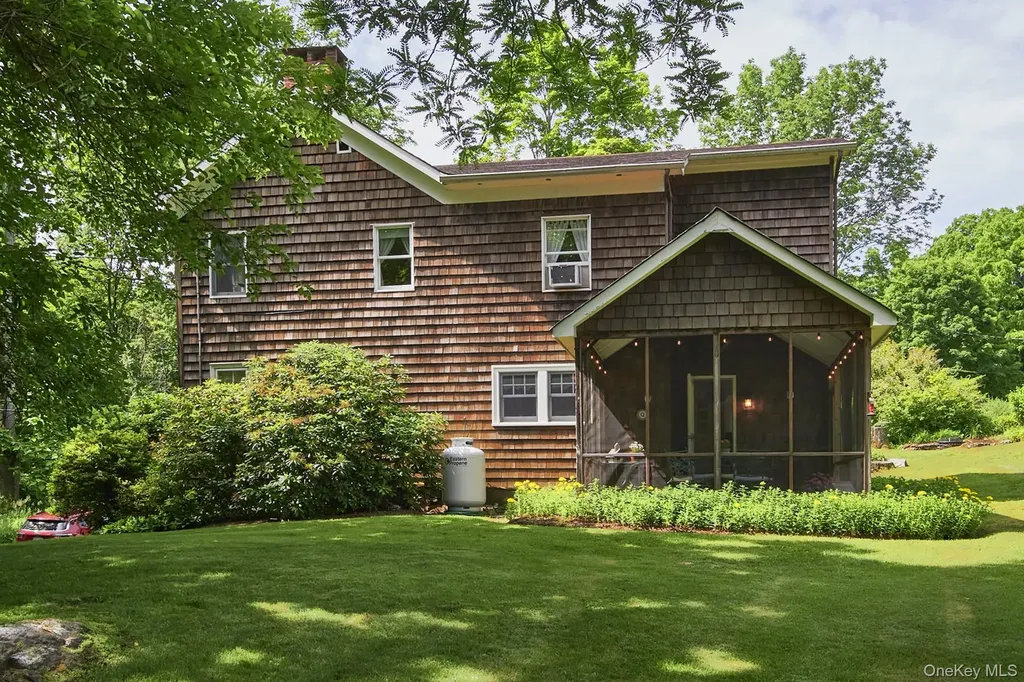 9 Iron Forge Road Warwick NY 10990