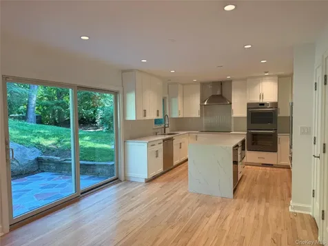24 Country Road Mamaroneck NY 10543