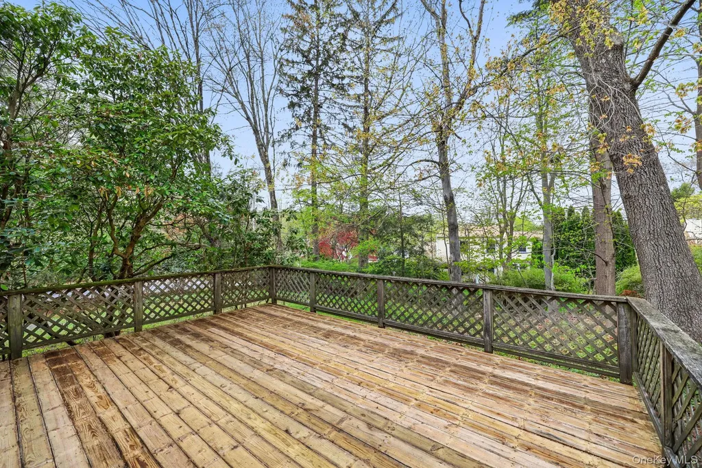18 Ridge Road Mount Kisco NY 10549