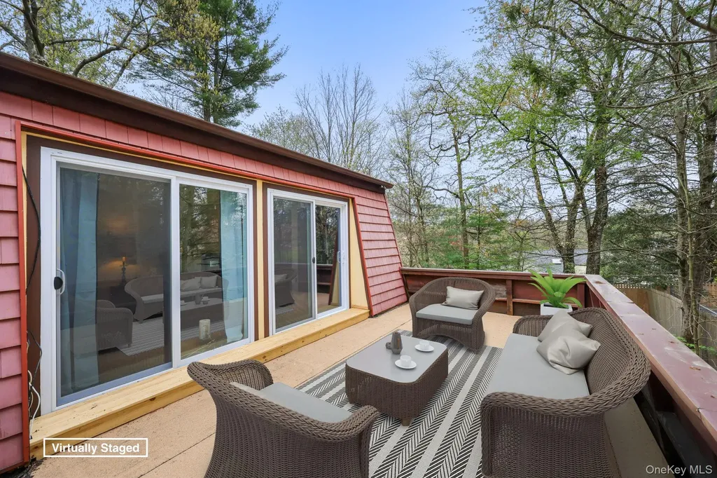 18 Ridge Road Mount Kisco NY 10549