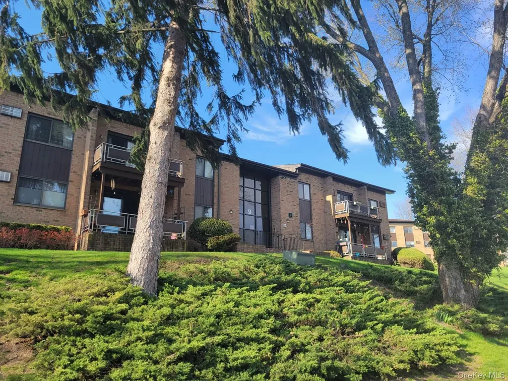 9 Charles Lane Pomona NY 10970
