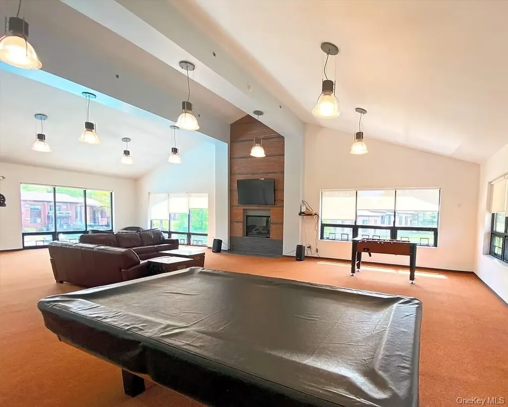 9 Charles Lane Pomona NY 10970