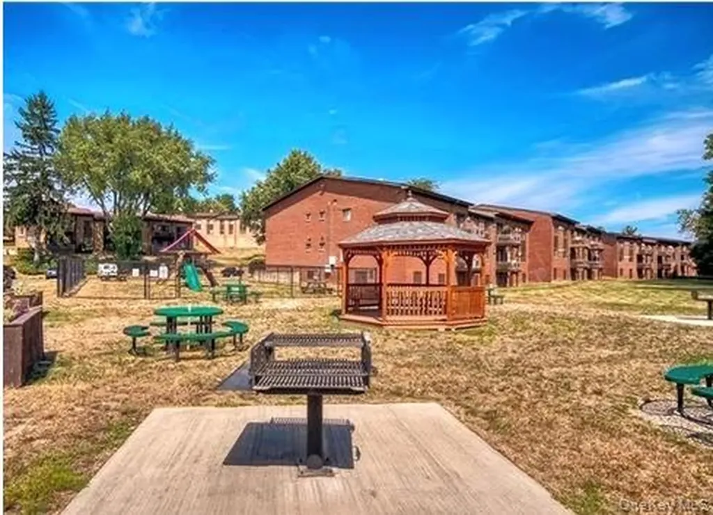 9 Charles Lane Pomona NY 10970