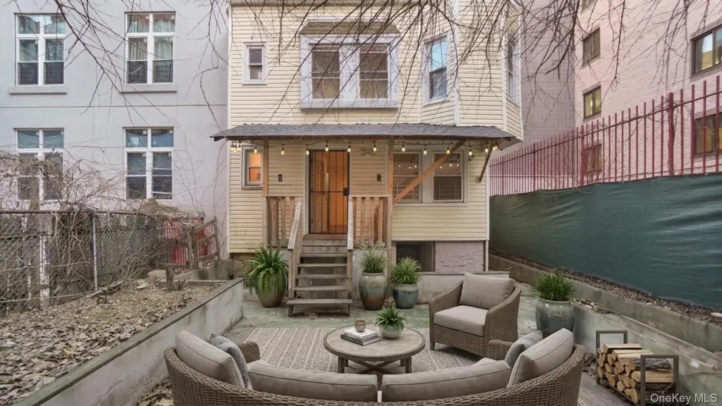 1823 Anthony Avenue Bronx NY 10457