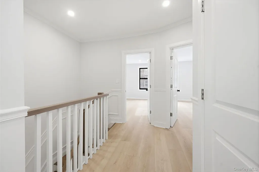 2257 Hampden Place Bronx NY 10468