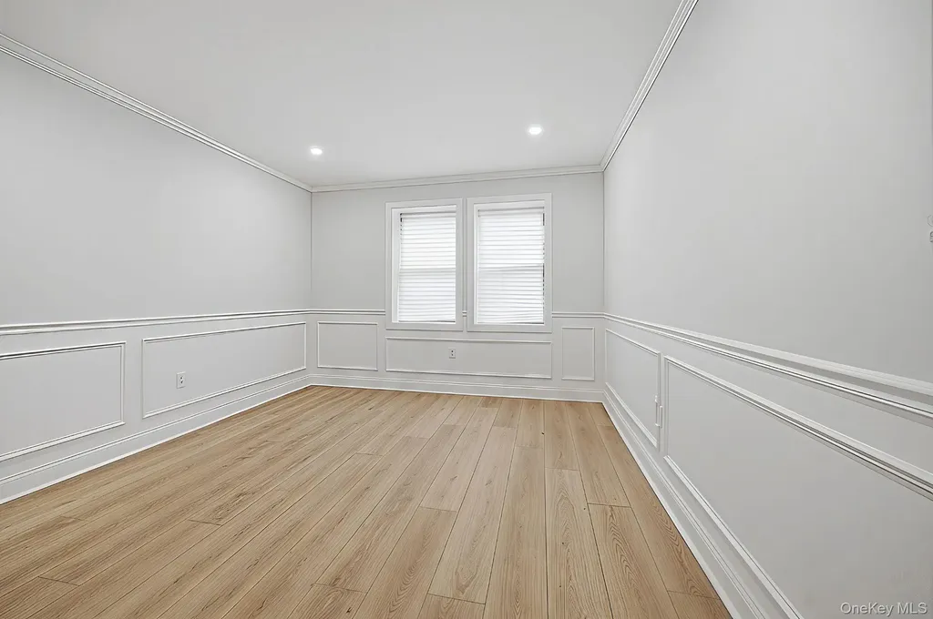 2257 Hampden Place Bronx NY 10468
