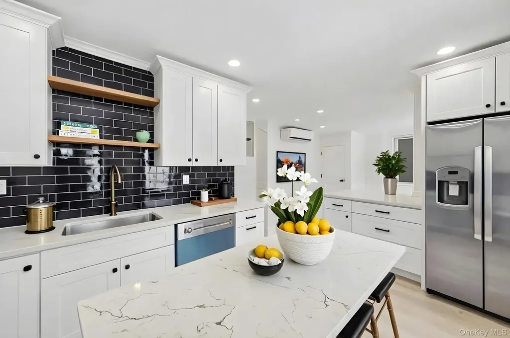 2257 Hampden Place Bronx NY 10468
