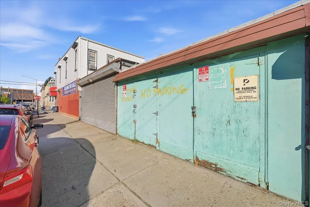 6042 55th Street Maspeth NY 11378