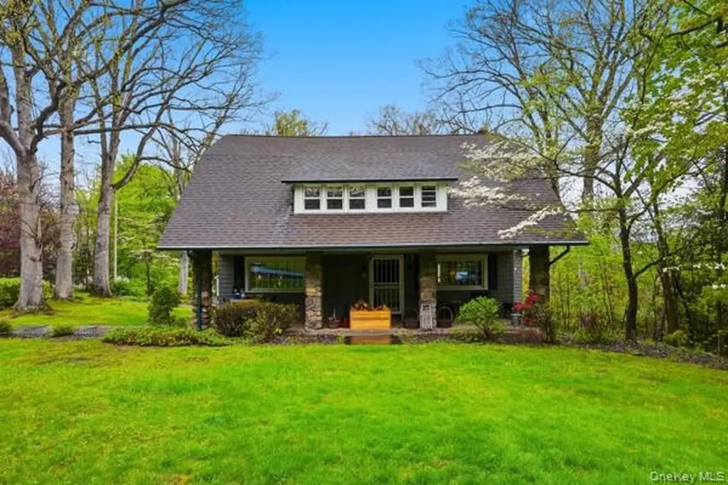 66 Summit Avenue Central Valley NY 10917