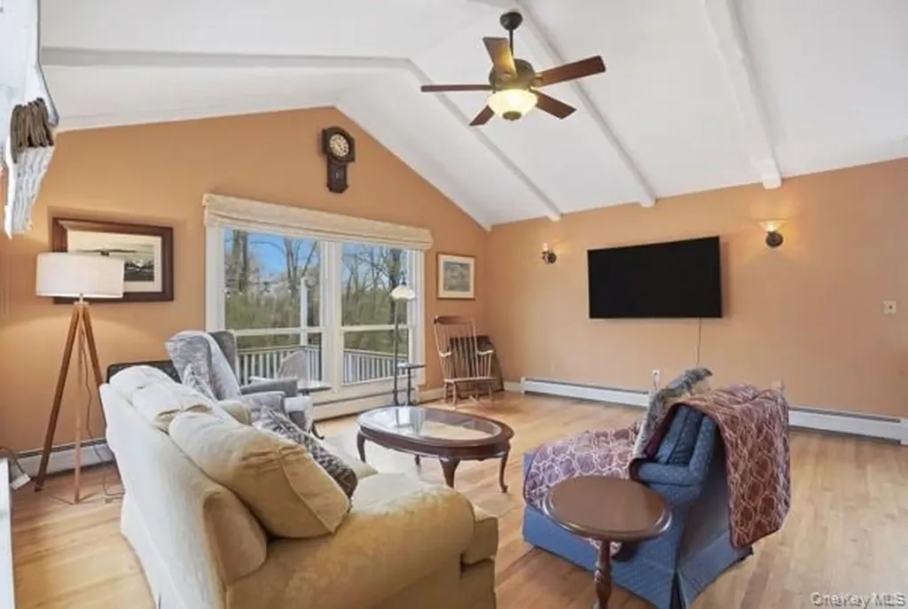 66 Summit Avenue Central Valley NY 10917