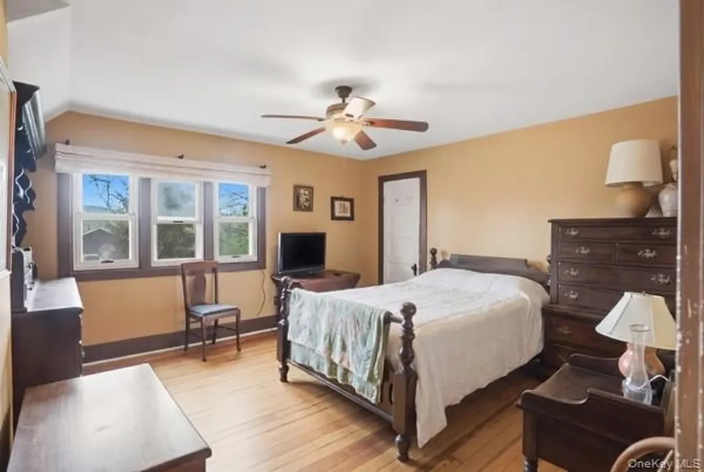 66 Summit Avenue Central Valley NY 10917