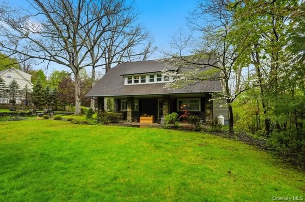 66 Summit Avenue Central Valley NY 10917