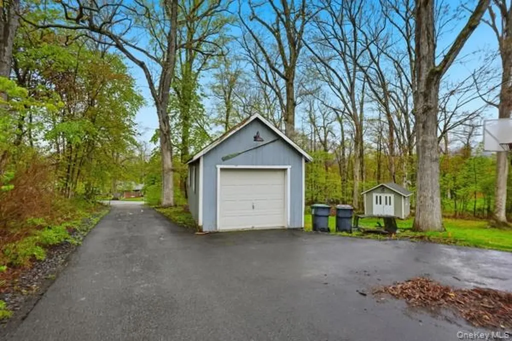 66 Summit Avenue Central Valley NY 10917