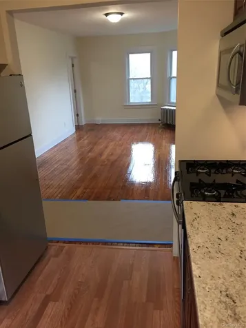 8 Parkway Terrace Pleasantville NY 10570
