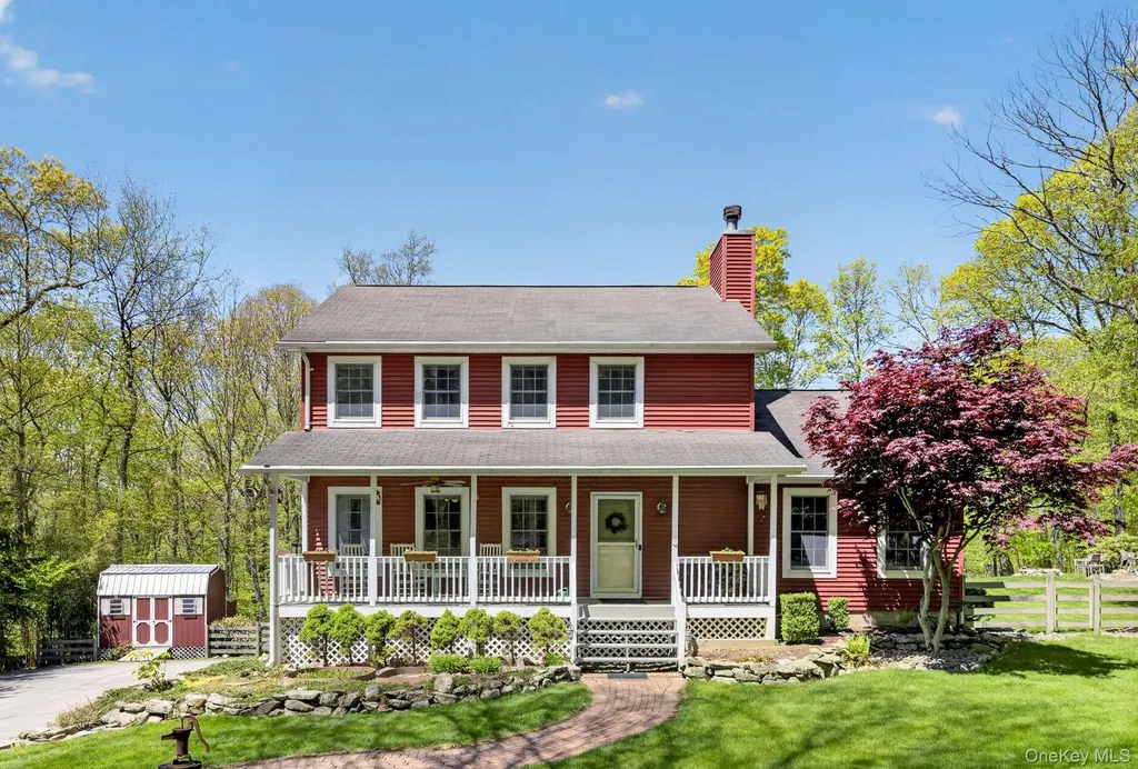 35 Crest Road Cold Spring NY 10516