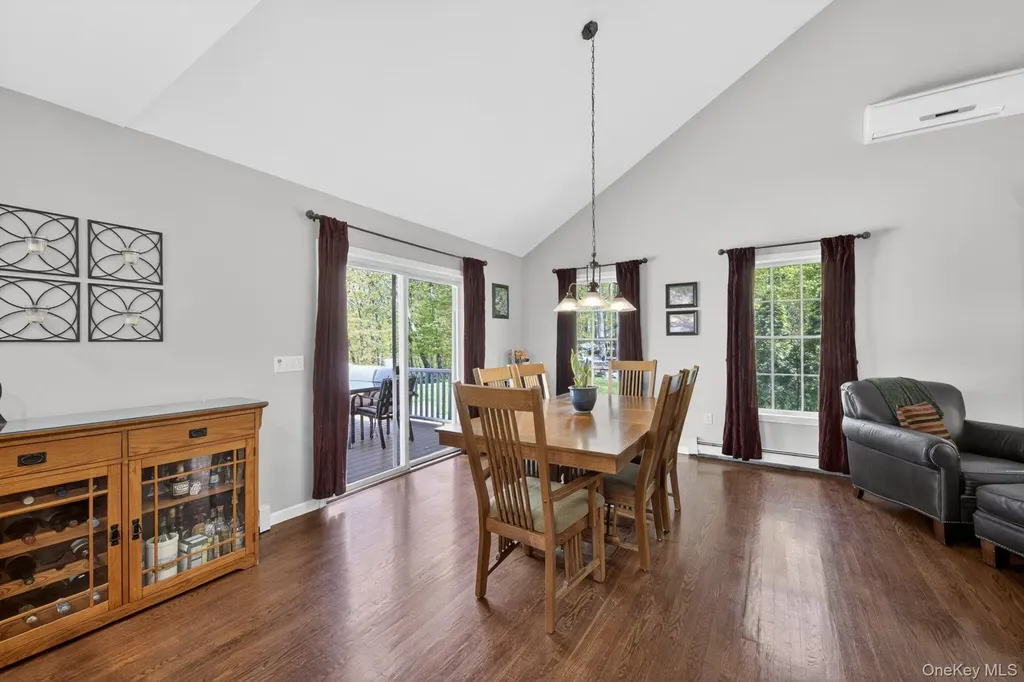 35 Crest Road Cold Spring NY 10516