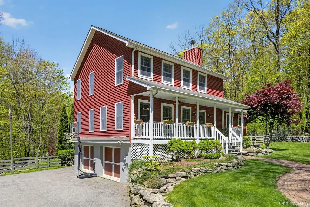 35 Crest Road Cold Spring NY 10516