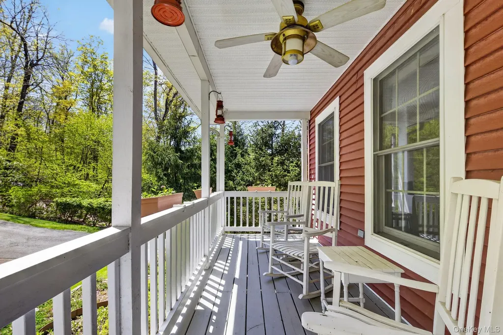 35 Crest Road Cold Spring NY 10516