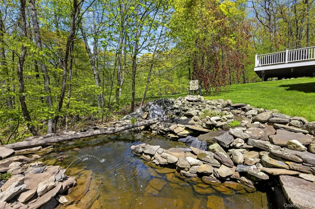 35 Crest Road Cold Spring NY 10516