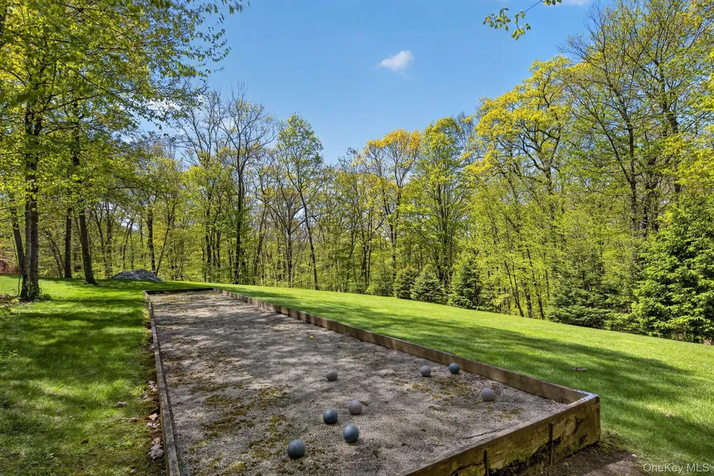 35 Crest Road Cold Spring NY 10516