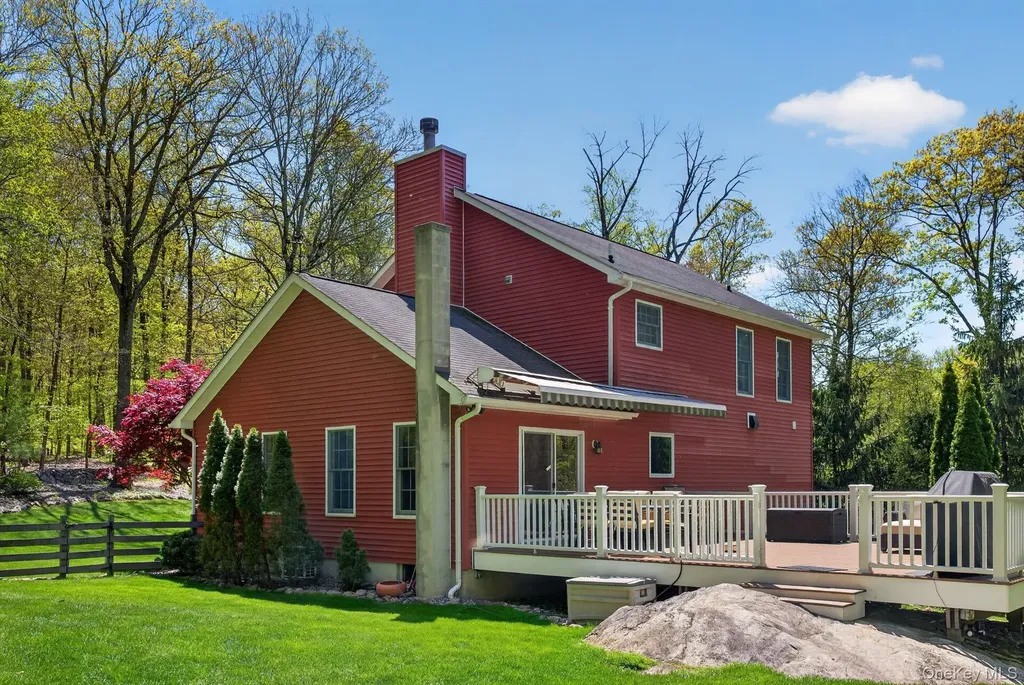 35 Crest Road Cold Spring NY 10516