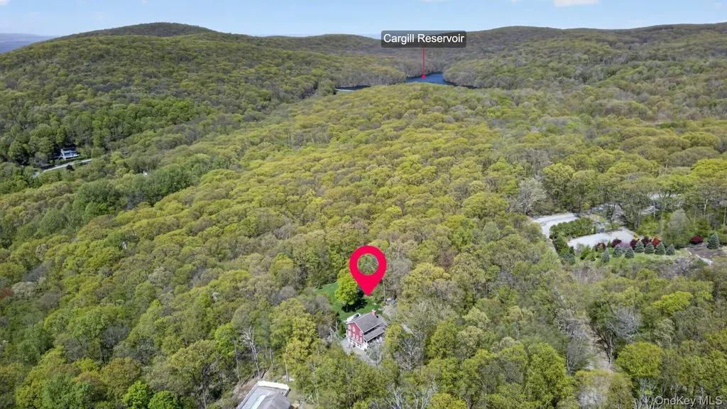 35 Crest Road Cold Spring NY 10516