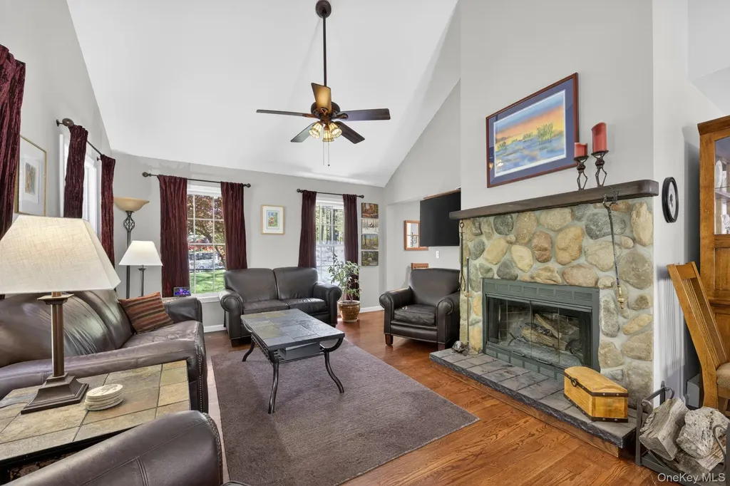 35 Crest Road Cold Spring NY 10516