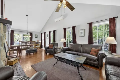 35 Crest Road Cold Spring NY 10516