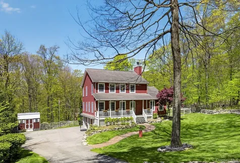 35 Crest Road Cold Spring NY 10516
