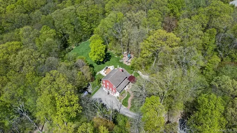 35 Crest Road Cold Spring NY 10516