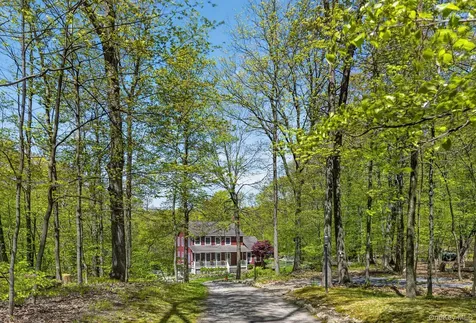 35 Crest Road Cold Spring NY 10516