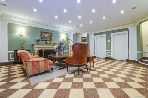 45 Popham Road Scarsdale NY 10583