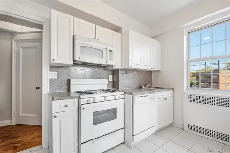 45 Popham Road Scarsdale NY 10583