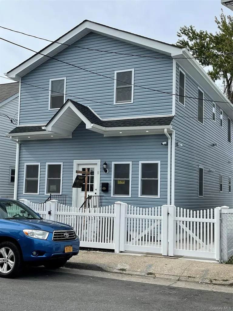 11 Covert Street Hempstead NY 11550