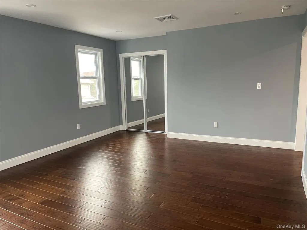 11 Covert Street Hempstead NY 11550