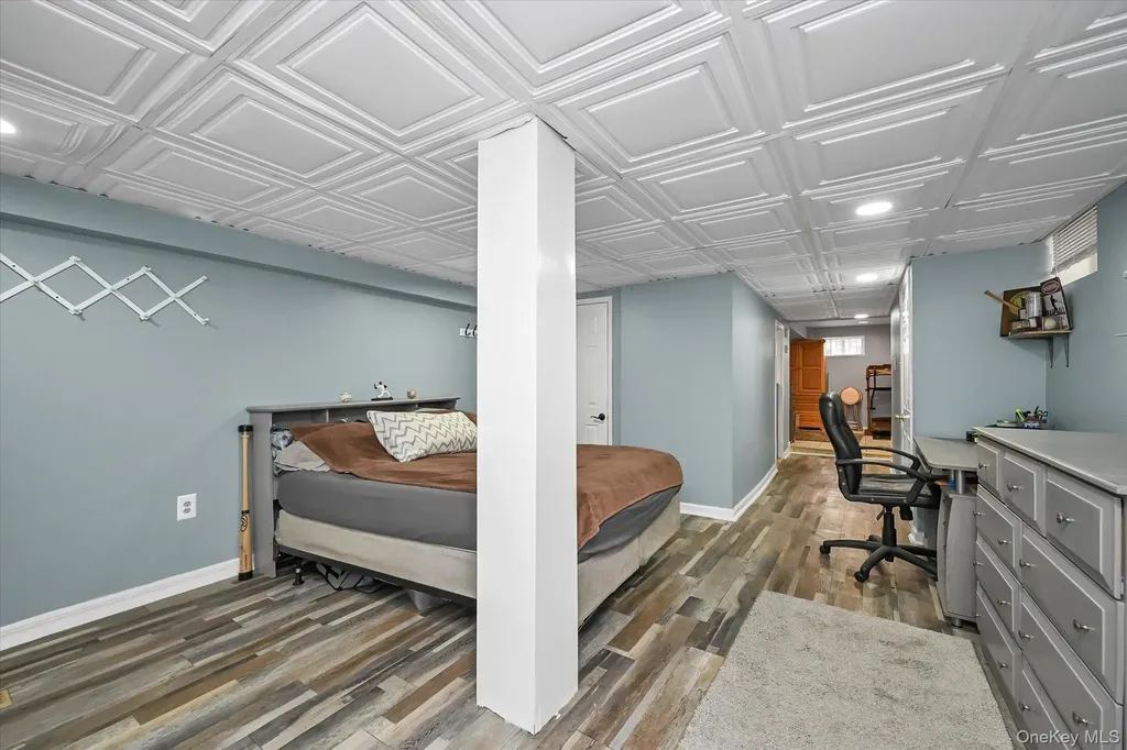 6451 58th Road Maspeth NY 11378
