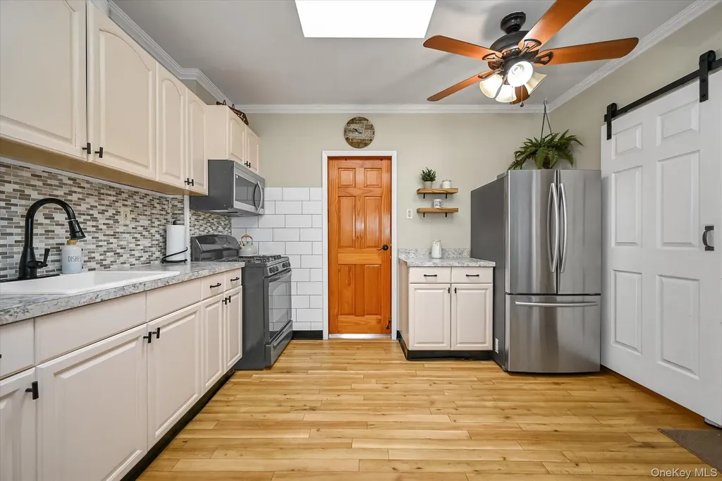 6451 58th Road Maspeth NY 11378