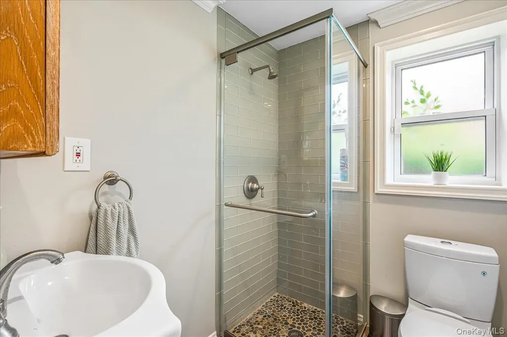 13839 11th Avenue Malba NY 11357