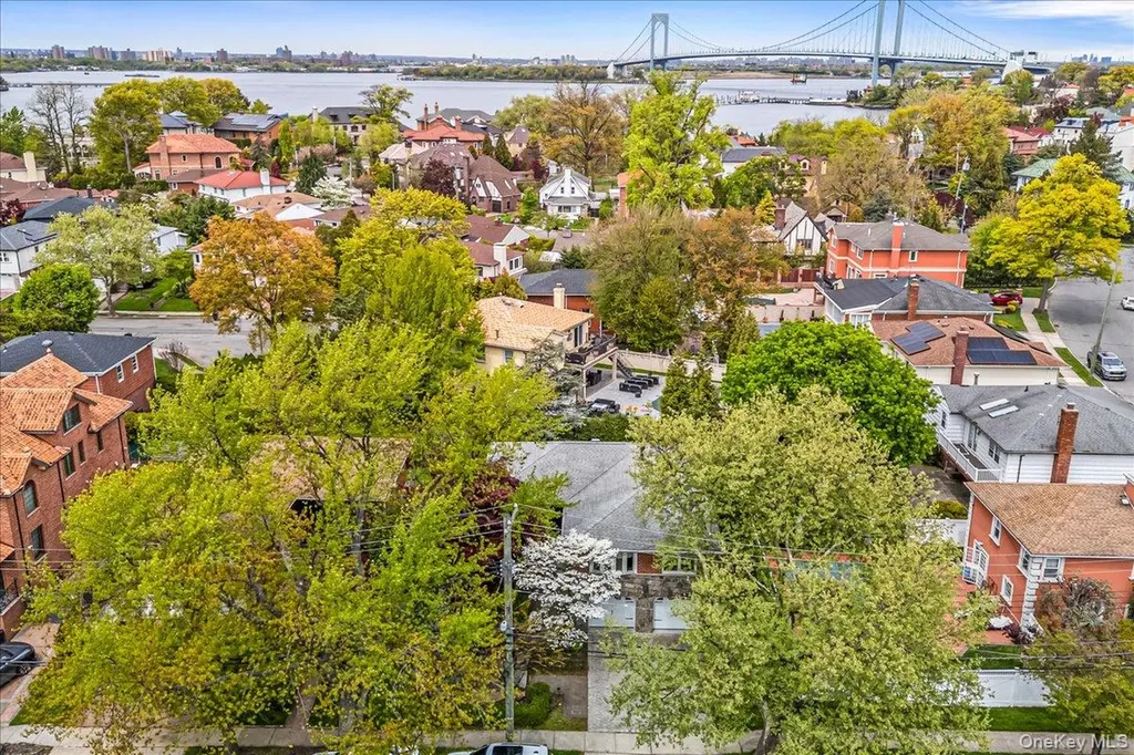 13839 11th Avenue Malba NY 11357