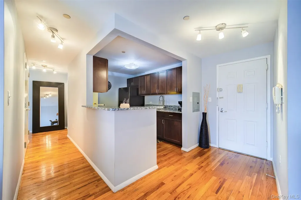 150 Featherbed Lane Bronx NY 10452