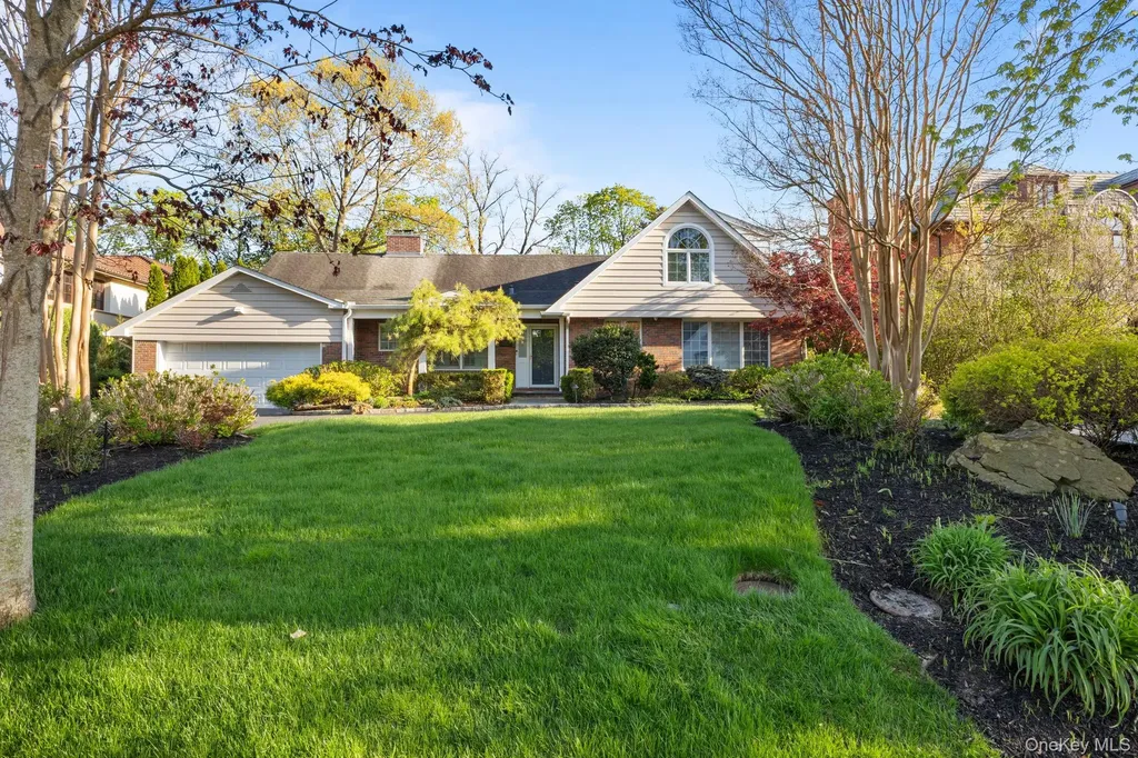 46 Nassau Drive Great Neck NY 11021