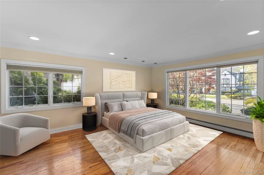 46 Nassau Drive Great Neck NY 11021