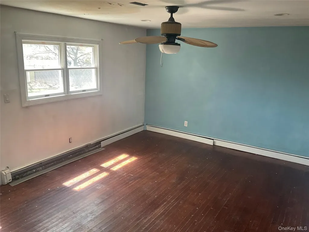 6 Monterey Lane Centereach NY 11720