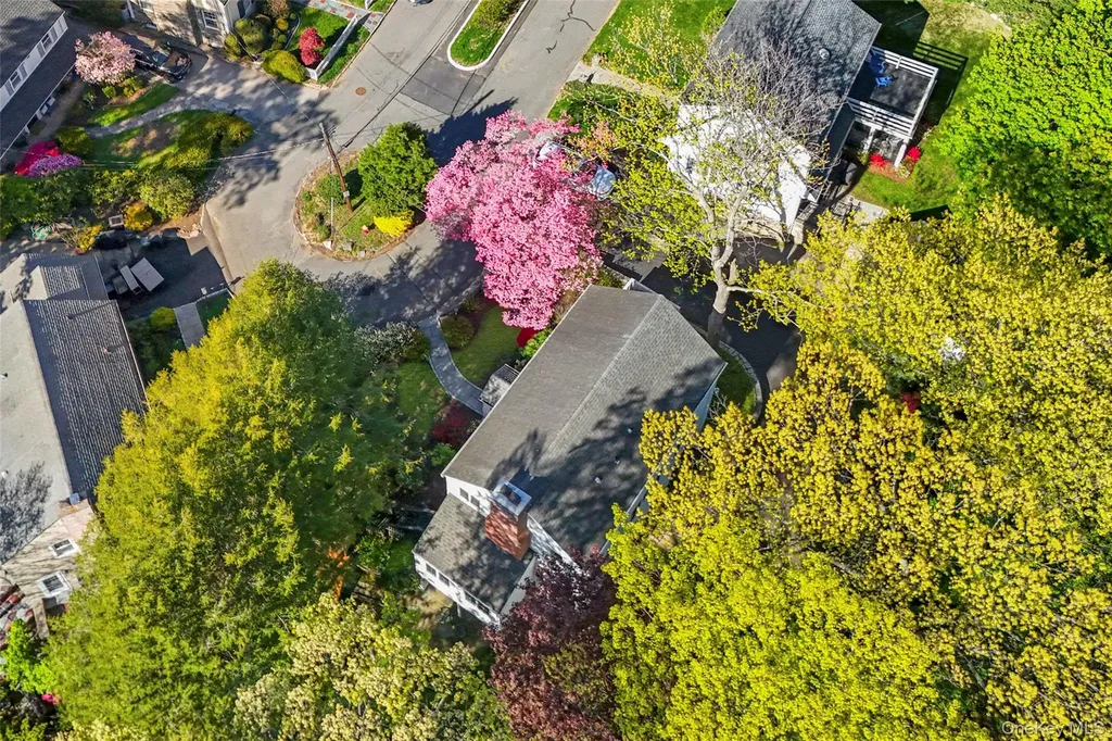 5 Wellyn Close Bronxville NY 10708