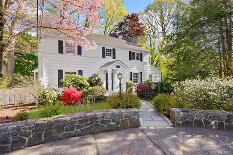 5 Wellyn Close Bronxville NY 10708