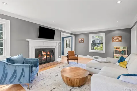 5 Wellyn Close Bronxville NY 10708