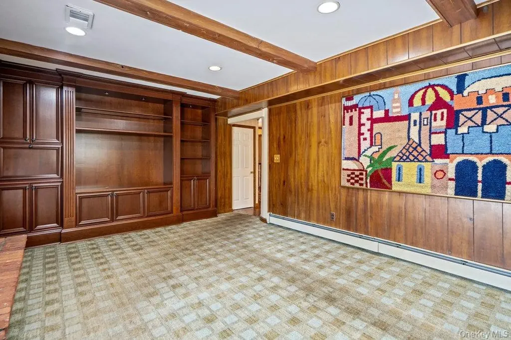 18 Herkimer Avenue Jericho NY 11753